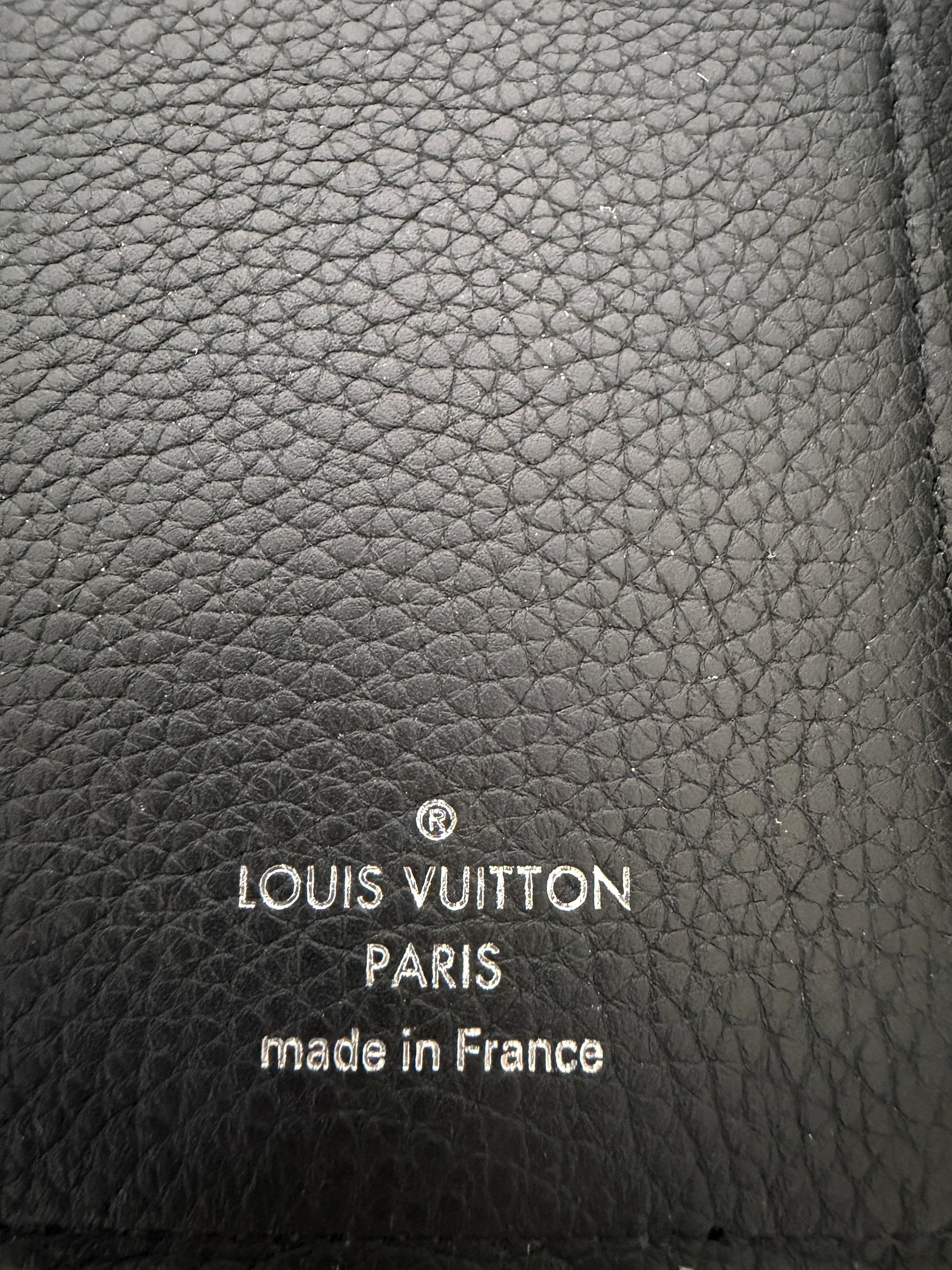 Louis Vuitton Mylockme Compact Wallet schwarz Leder / neuwertig Louis Vuitton