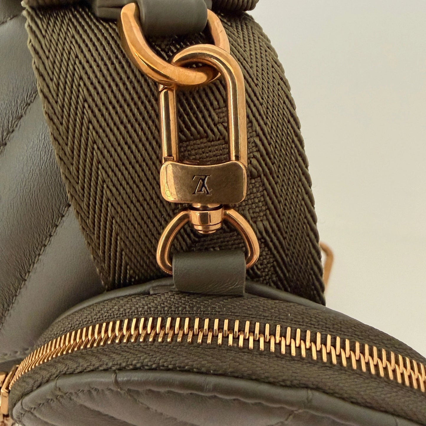 Louis Vuitton New Wave Multi Pochette Leder khaki / neuwertig Louis Vuitton