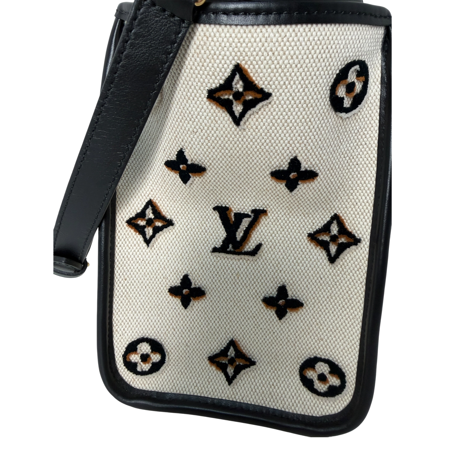 Louis Vuitton On My Side MM  Monogram Tufting M59842 Louis Vuitton