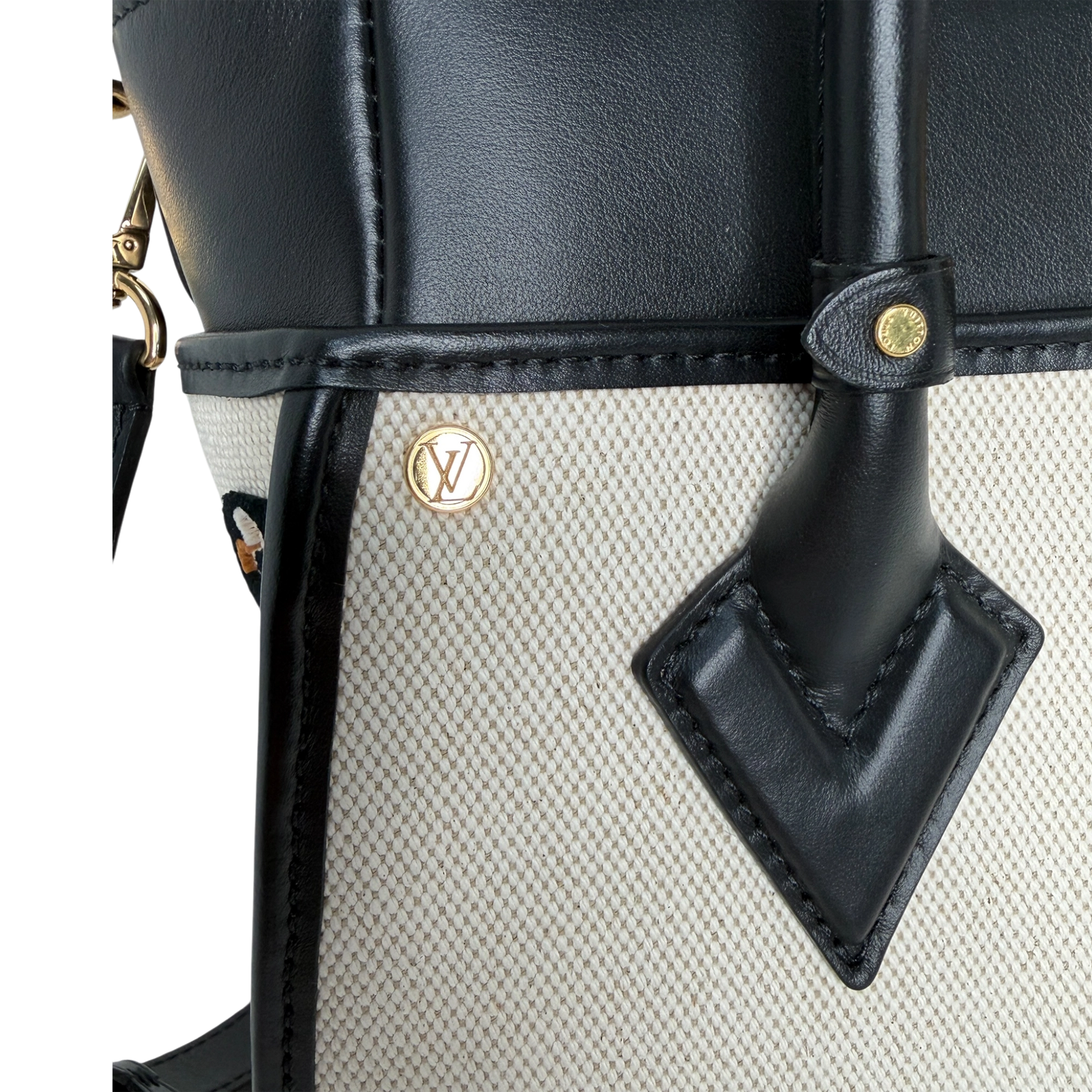 Louis Vuitton On My Side MM  Monogram Tufting M59842 Louis Vuitton