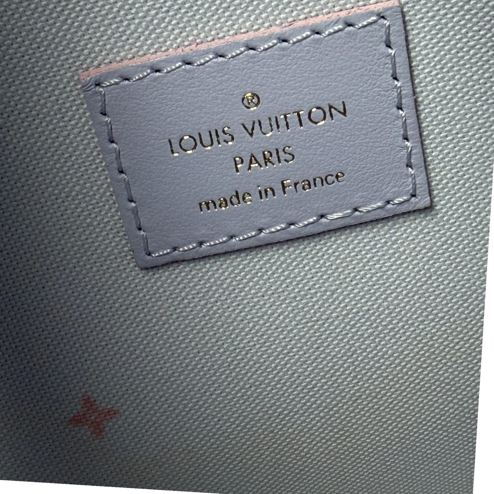 Louis Vuitton OnTheGo PM Giant Monogram Sunrise Pastel Fullset Louis Vuitton