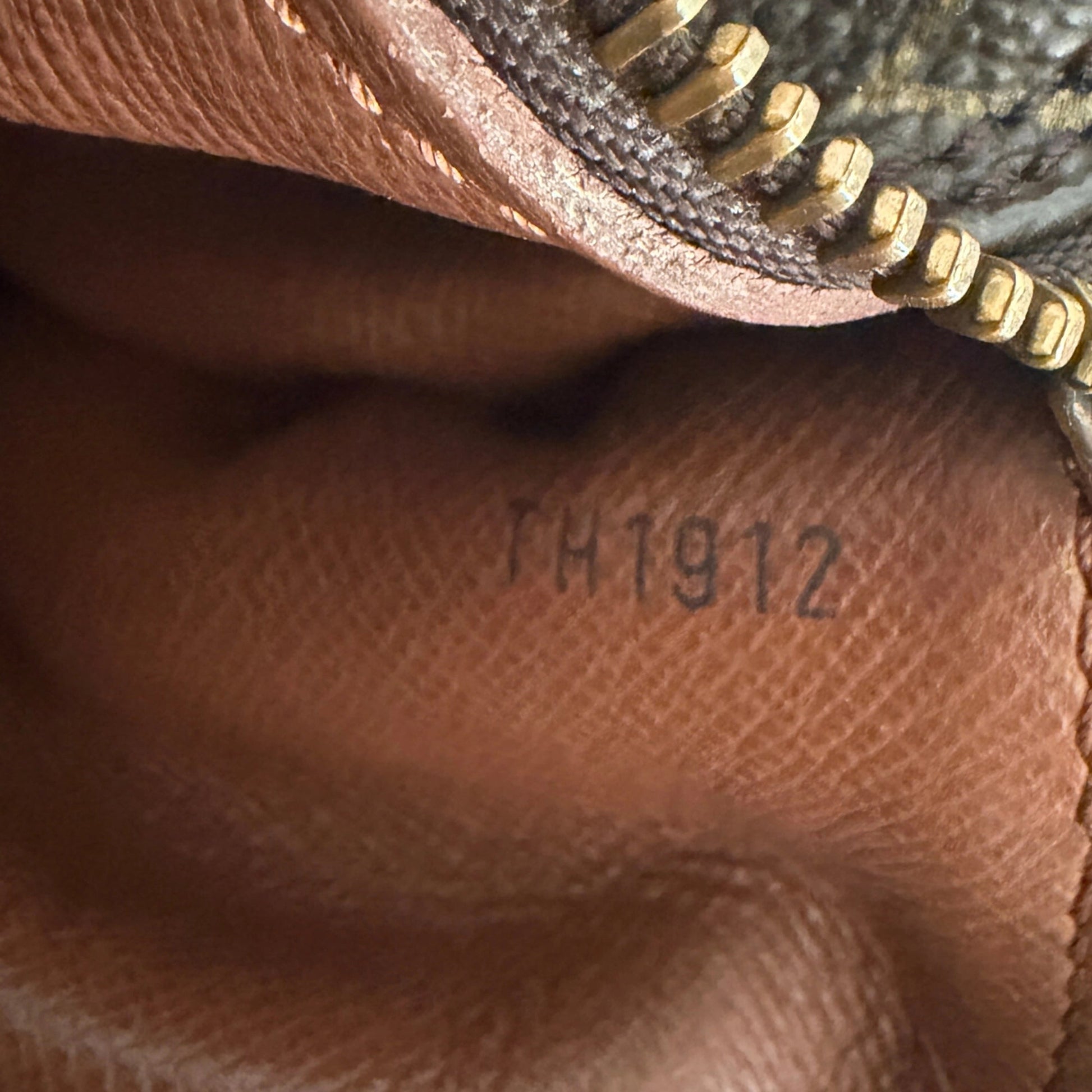 Louis Vuitton Papillon 26 Monogtam Canvas Vintage / gut Louis Vuitton