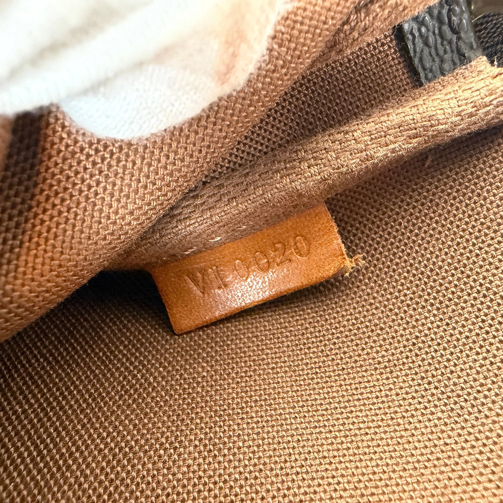 Louis Vuitton Pochette Accessoires Monogram Canvas braun / sehr gut Louis Vuitton