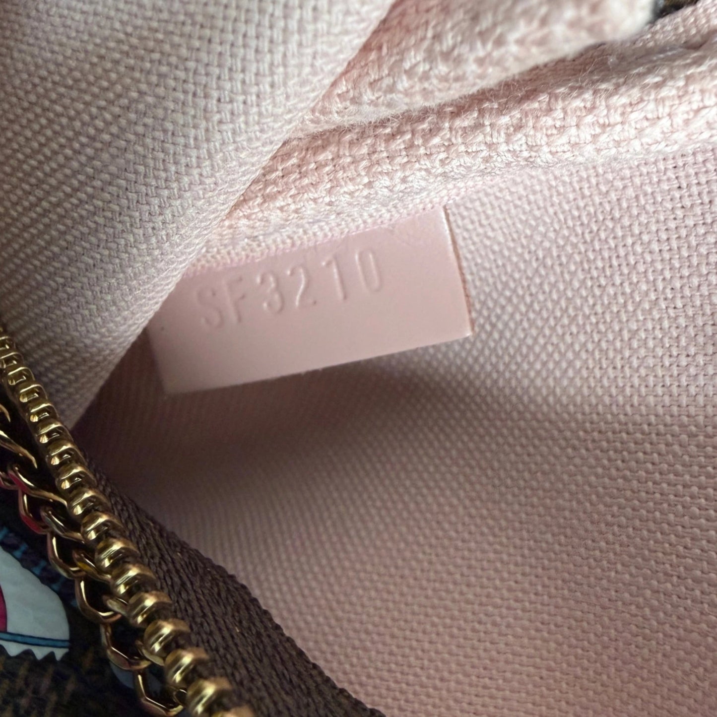 Louis Vuitton Pochette Accessoires Limited Edition Vivienne Xmas Damier Mini Clutch Louis Vuitton