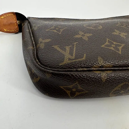 Louis Vuitton Pochette Accessoires Monogram Canvas / gut Louis Vuitton