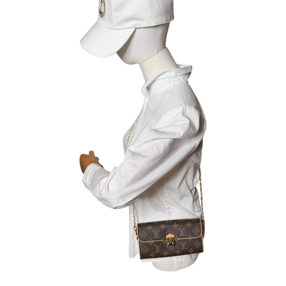 Louis Vuitton Pochette Camille Monogram Canvas M13566 Louis Vuitton