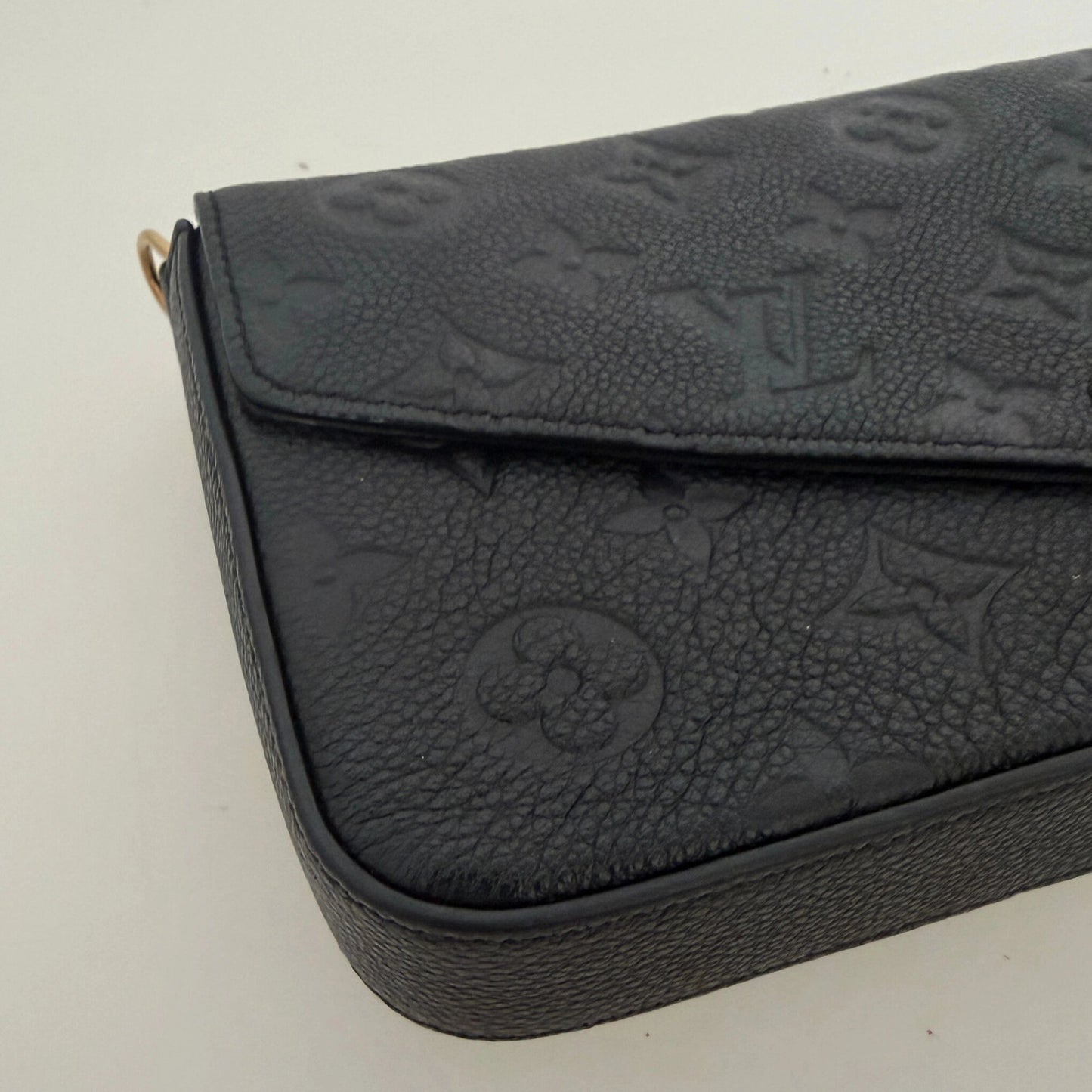 Louis Vuitton Félicie Pochette Empreinte Leder schwarz Fullset / sehr gut Louis Vuitton