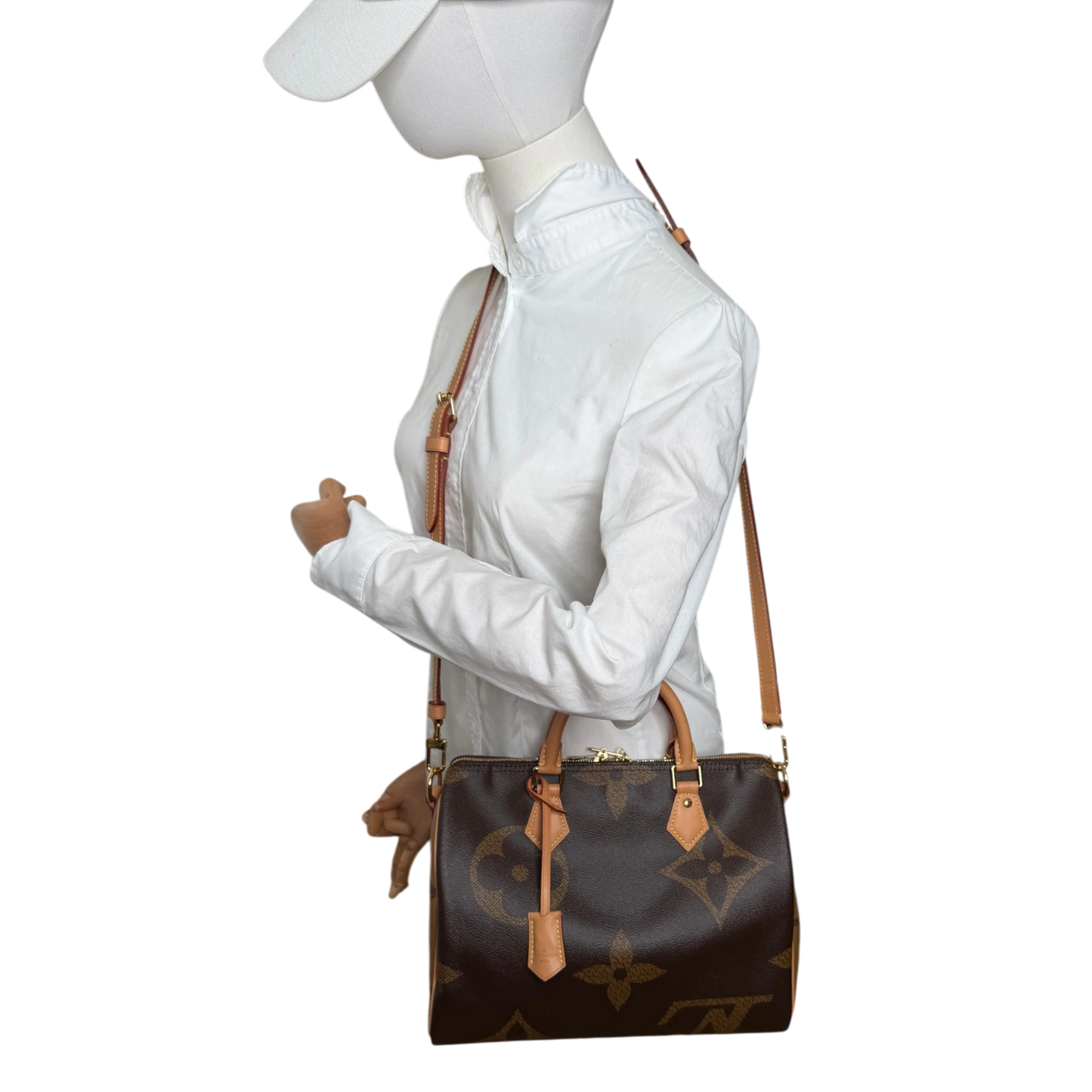 Louis Vuitton Speedy 30 Bandouliere Monogram Giant Reverse Louis Vuitton