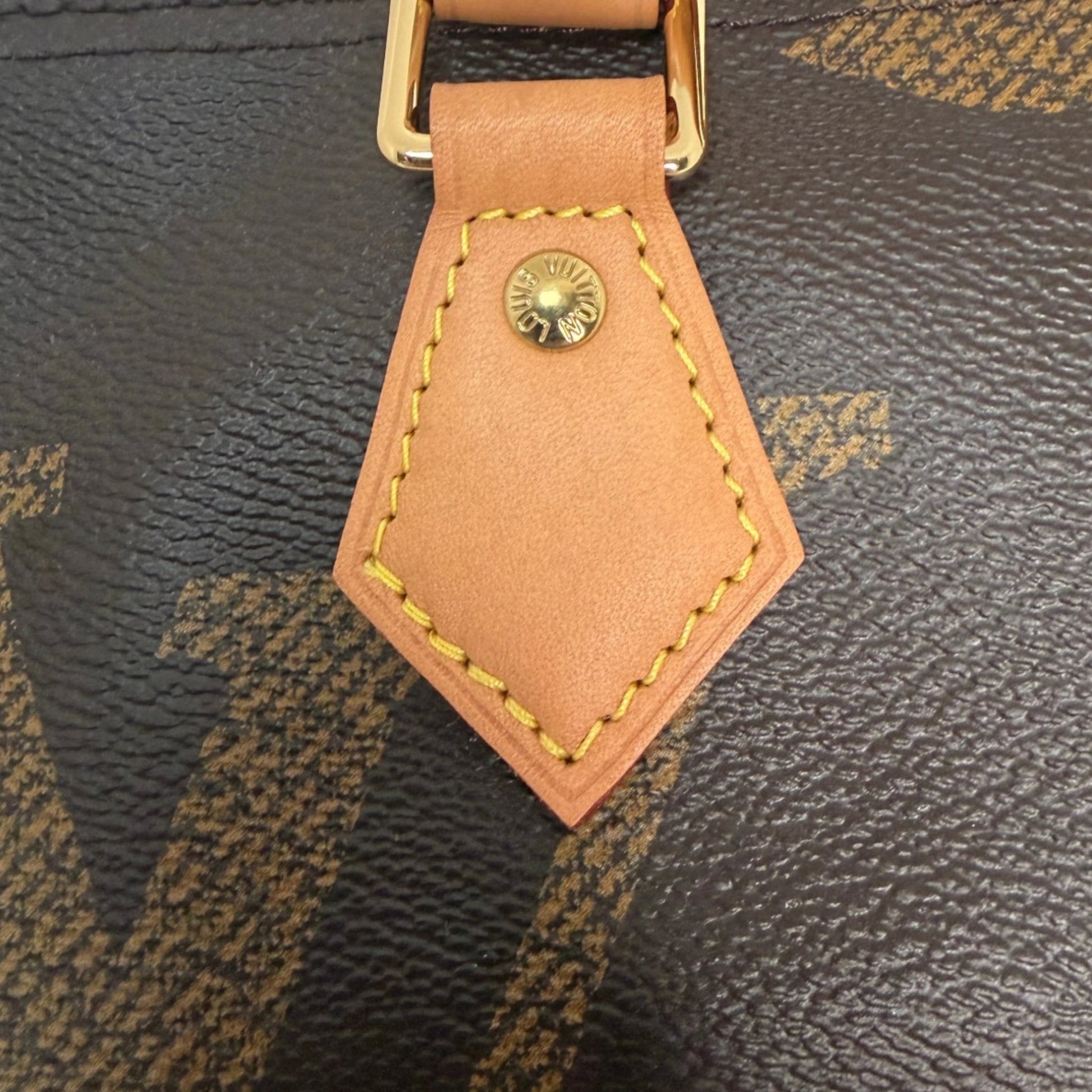 Louis Vuitton Speedy 30 Bandouliere Monogram Giant Reverse Louis Vuitton