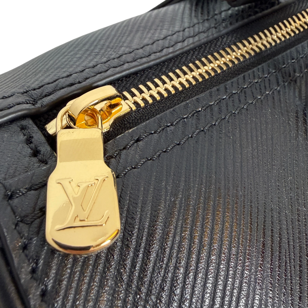 Louis Vuitton Speedy Soft 30 Epi Leder Schwarz Gold