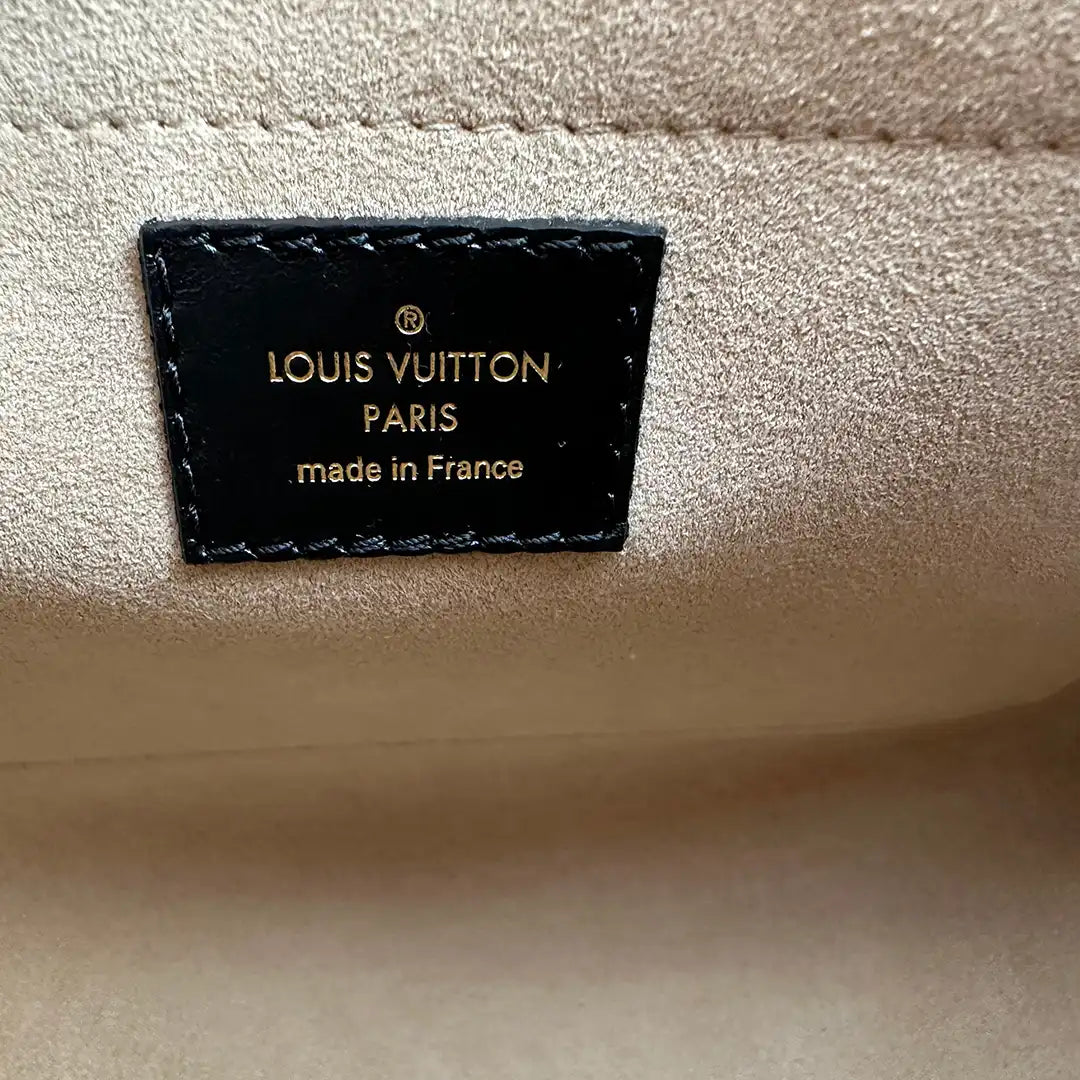 Louis Vuitton On My Side M55302 Laurier Handtasche Fullset / sehr gut Louis Vuitton