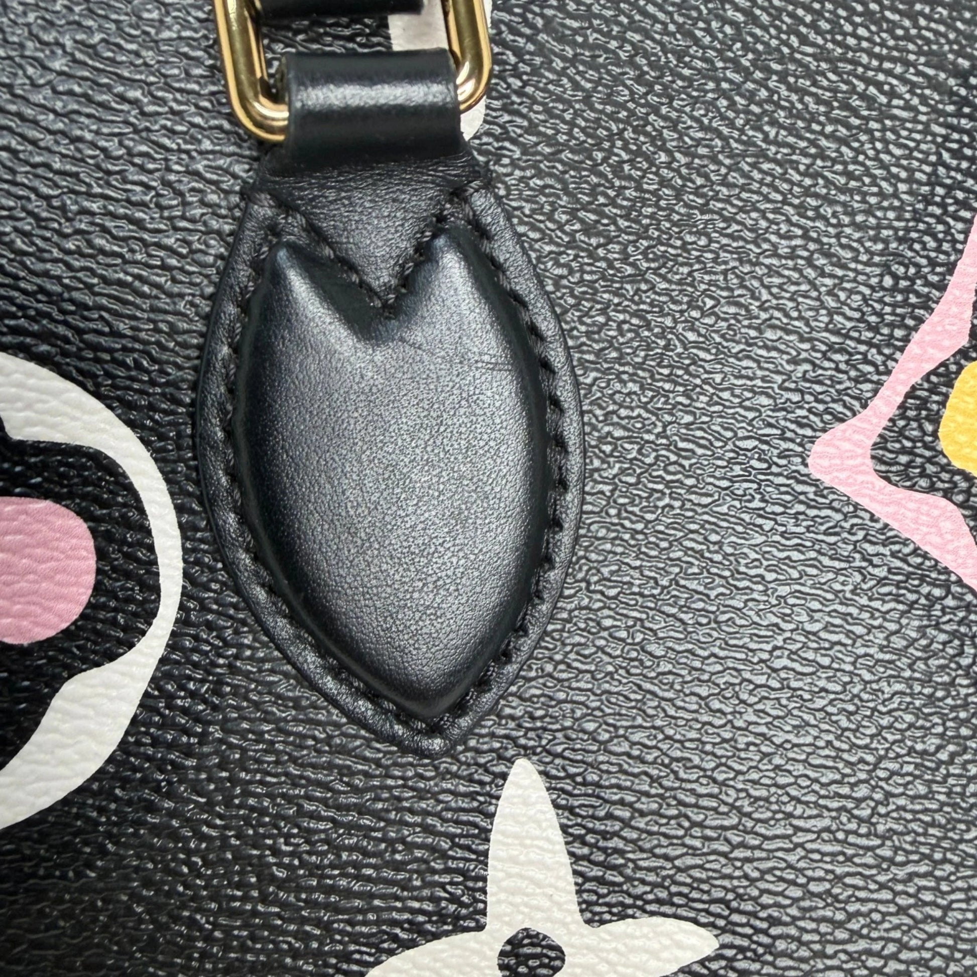 Louis Vuitton Monogram OnTheGo Wild at Heart Monogram Giant GM Louis Vuitton