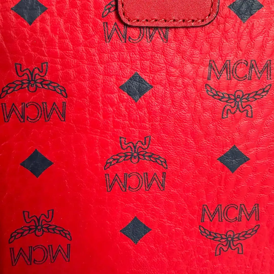 MCM Liz Wendeshopper rot mit großer abnehmbare Pouch / neuwertig MCM