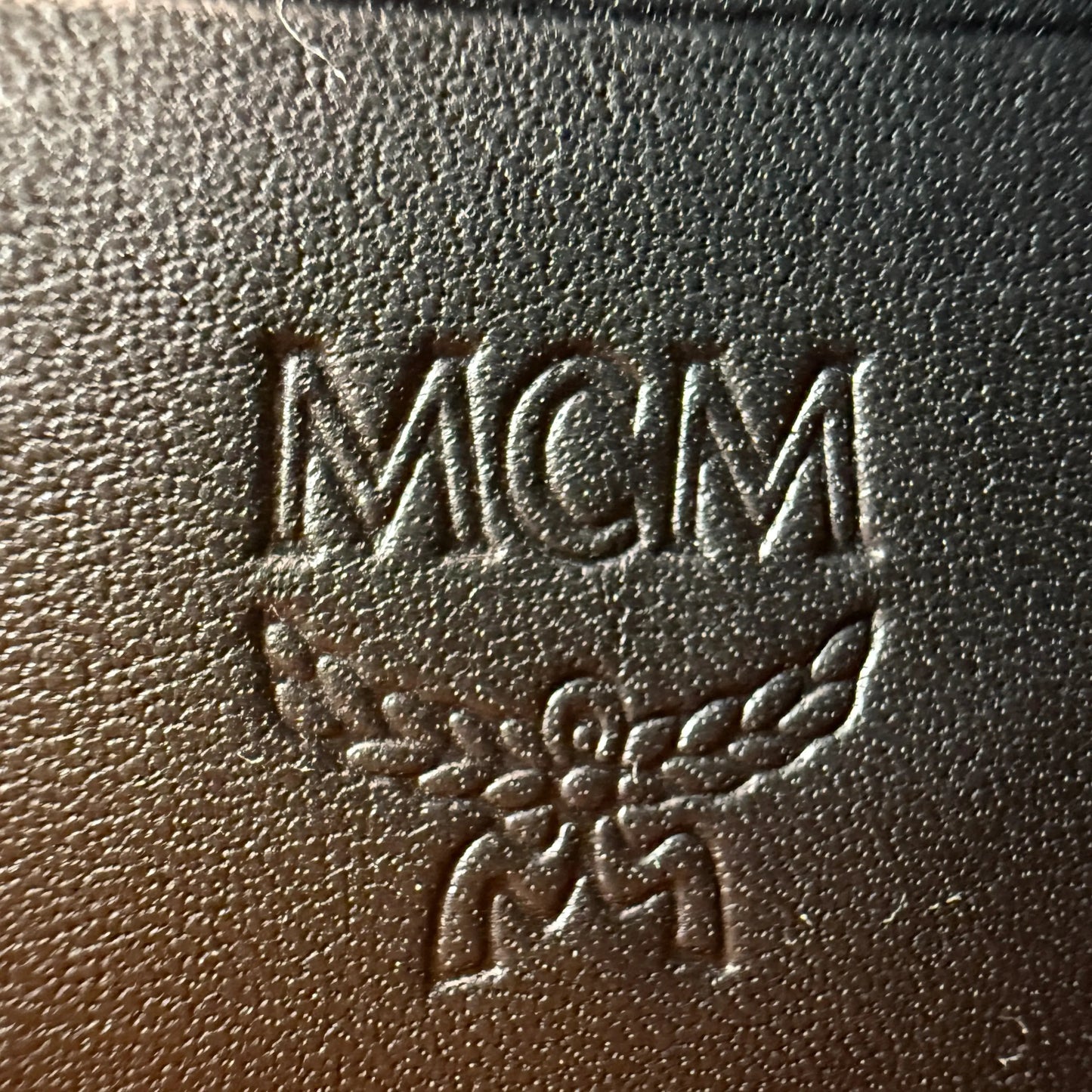 MCM Mode Travia Gürteltasche Schwarz / neuwertig MCM