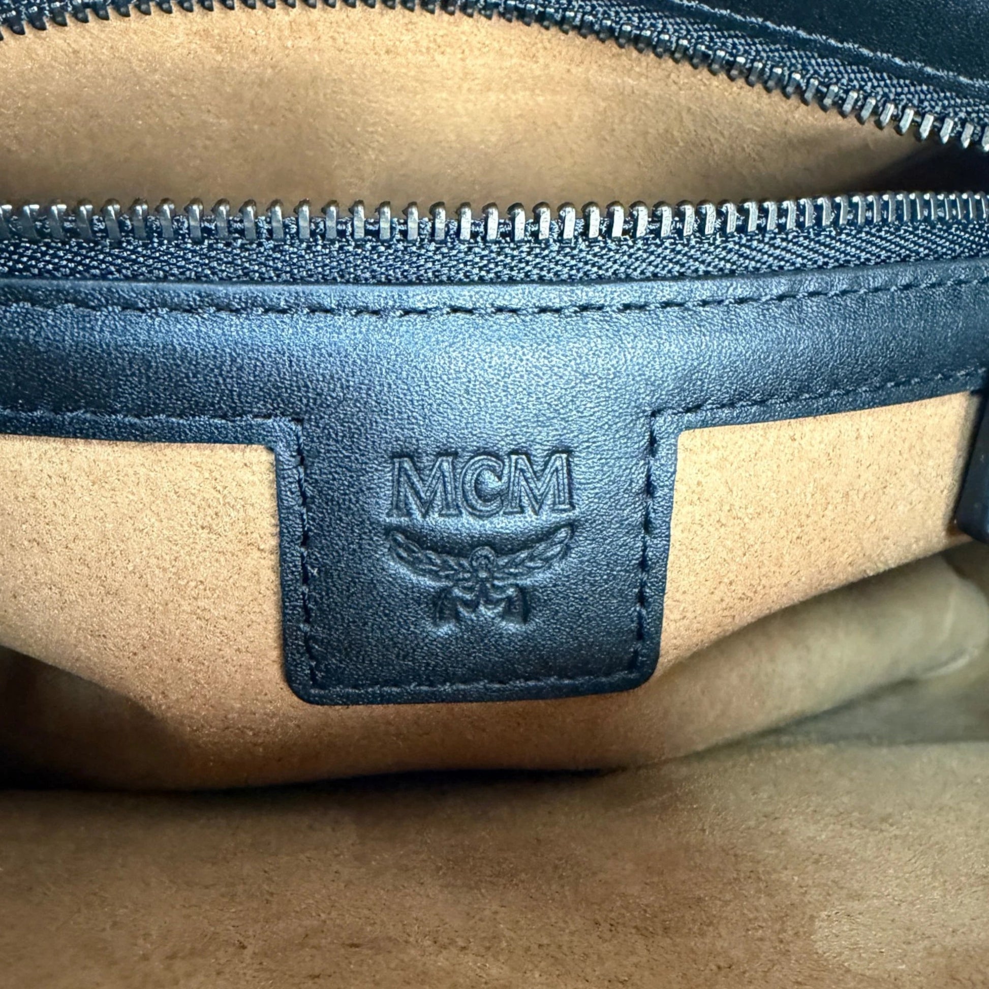 MCM Aren Umhängetasche Cognac Unisex MCM