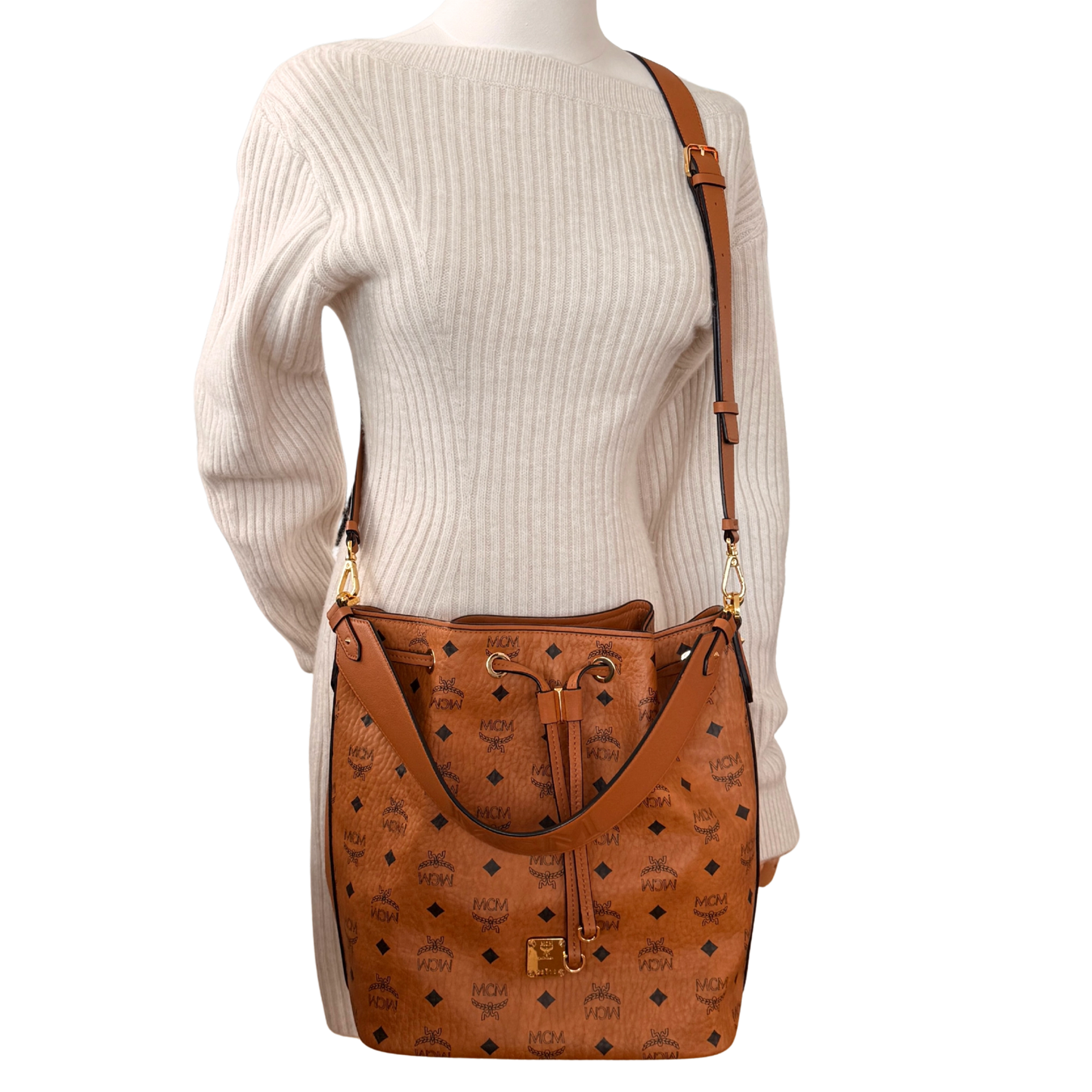 MCM Essential Tasche mit Kordelzug in Visetos Cognac / neuwertig MCM
