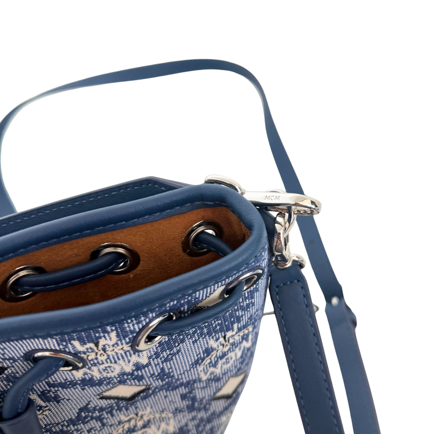 MCM Mini Dessau Kordelzugtasche in Denim-Jacquard Blau / neuwertig MCM