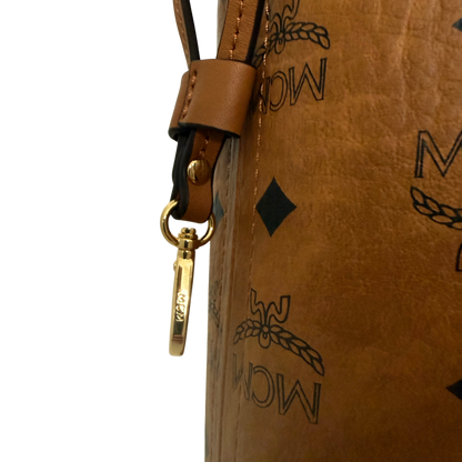 MCM Liz Wendeshopper in Visetos Medium Cognac / neuwertig MCM