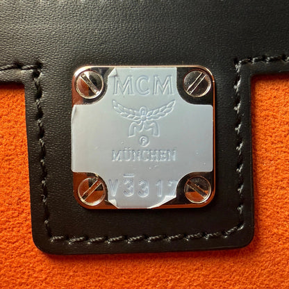 MCM Patricia Umhängetasche Schwarz / neuwertig MCM