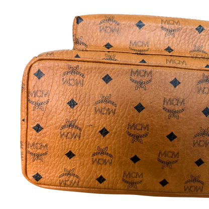 MCM Stark Rucksack in Visetos Cognac / sehr gut