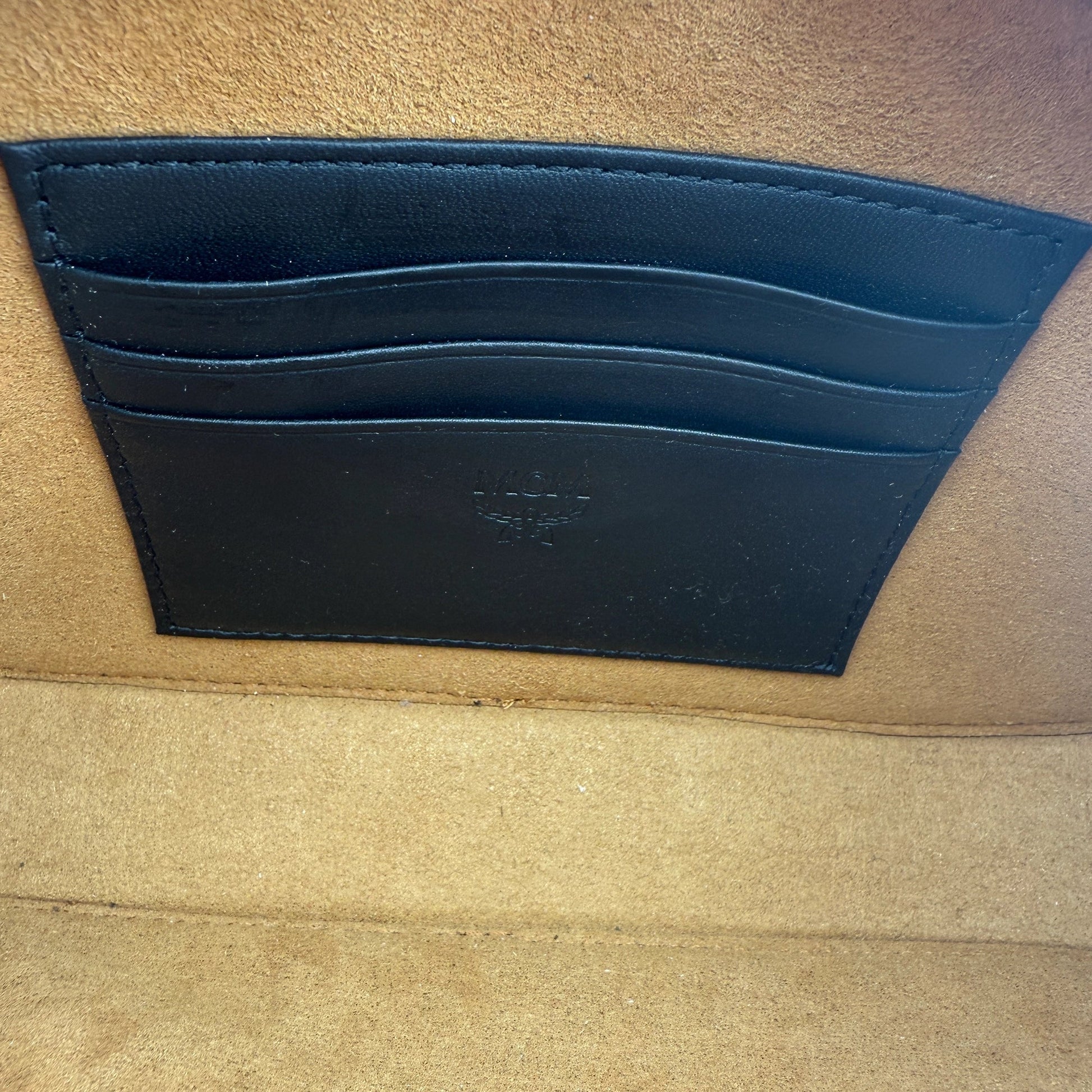 MCM Mode Travia Gürteltasche Schwarz / neuwertig MCM