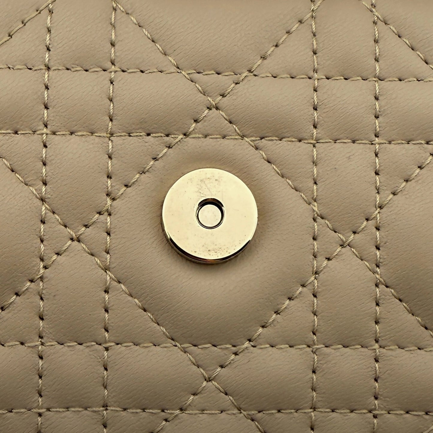 Dior My Dior Daily Pouch mit Kette Puderbeige Fullset / sehr gut Dior