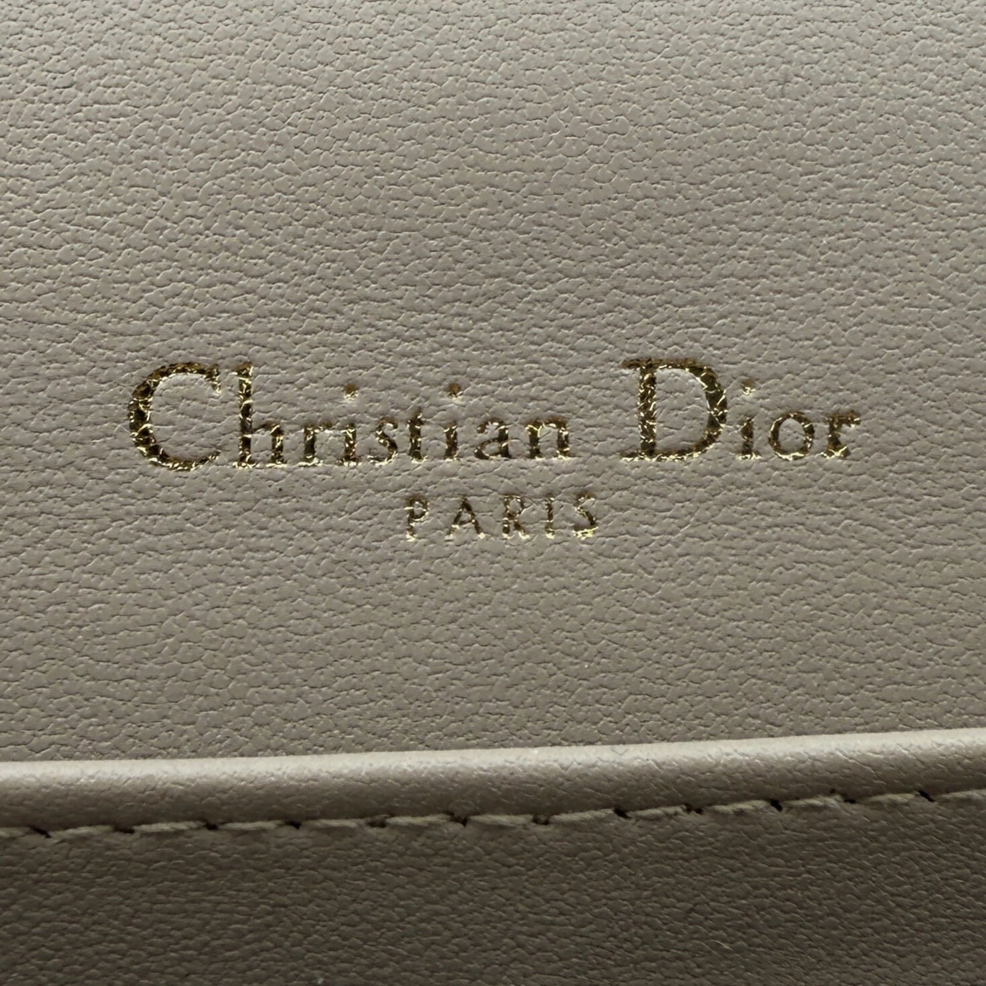 Dior My Dior Daily Pouch mit Kette Puderbeige Fullset / sehr gut Dior