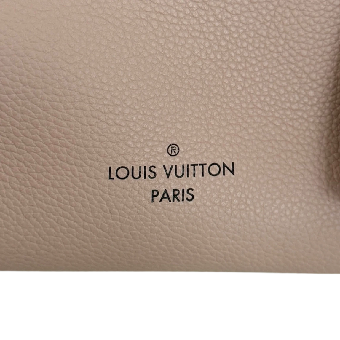 Louis Vuitton Haumea Mahina M55030 Magnolia / sehr gut Louis Vuitton