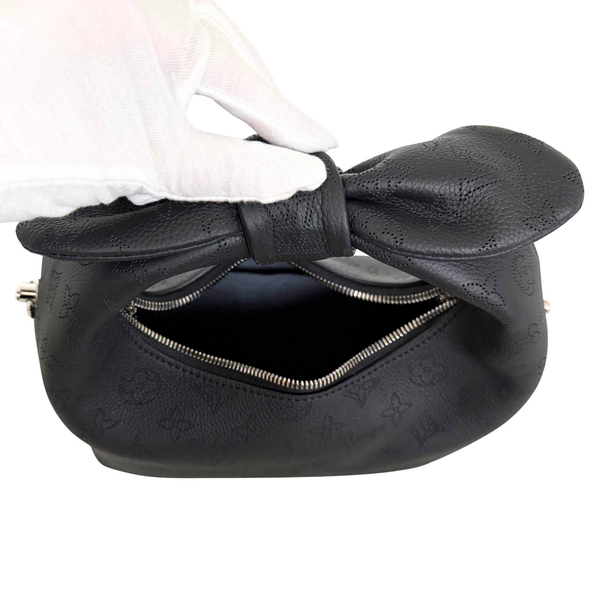 Louis Vuitton Why Knot PM Schwarz / neuwertig Louis Vuitton