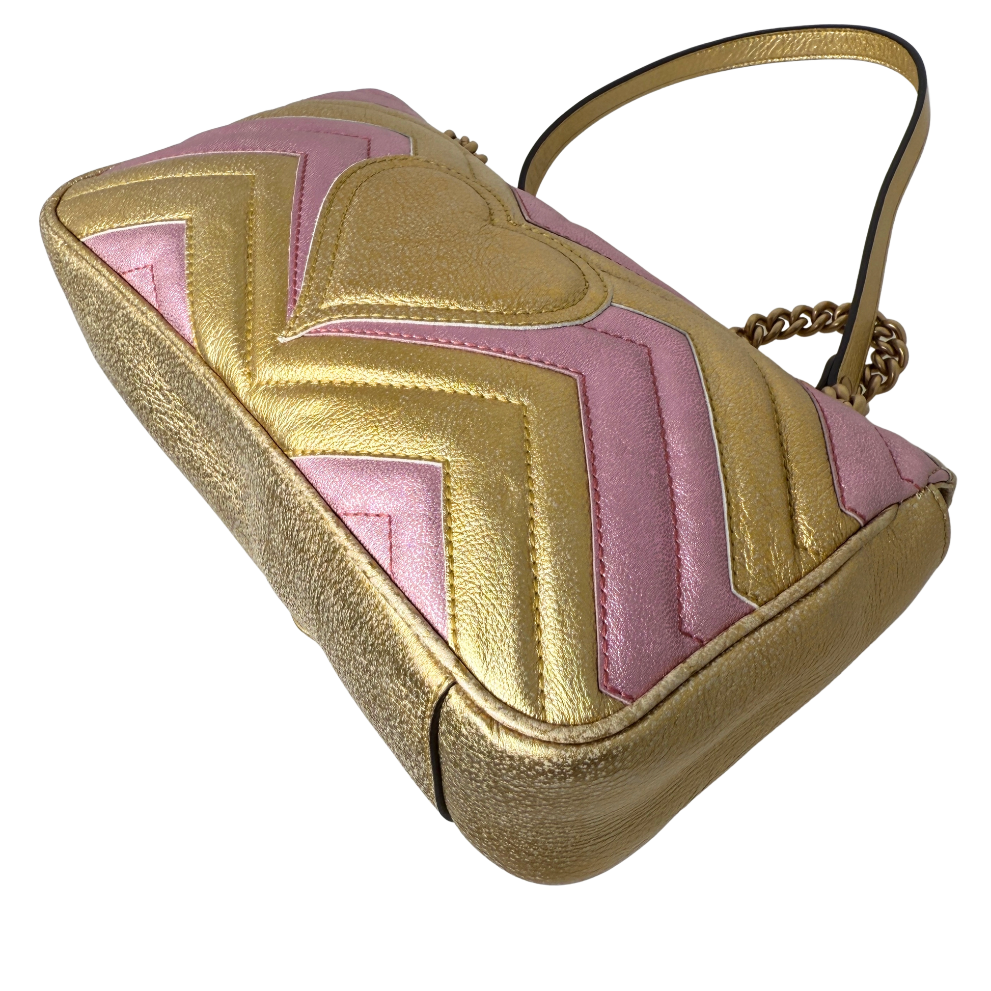 Gucci GG Marmont Matelasse Schultertasche aus gestepptem Leder Gold Pink / gut Gucci