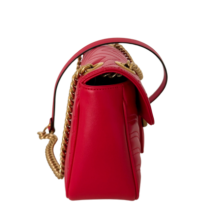Gucci Kleine GG Marmont Schultertasche Rot / neuwertig Gucci
