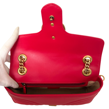 Gucci Kleine GG Marmont Schultertasche Rot / neuwertig Gucci