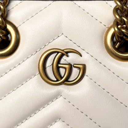 Gucci GG Marmont Mini-Handtasche Weiß / sehr gut Gucci