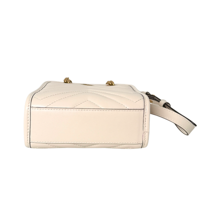 Gucci GG Marmont Mini-Handtasche Weiß / sehr gut Gucci