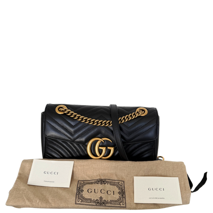 Gucci Kleine GG Marmont Schultertasche Schwarz / neuwertig Gucci