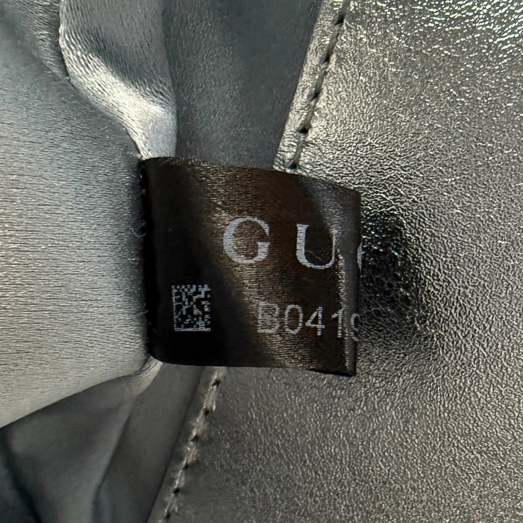 Gucci Kleine GG Marmont Schultertasche Metallicblau Fullset / neuwertig Gucci
