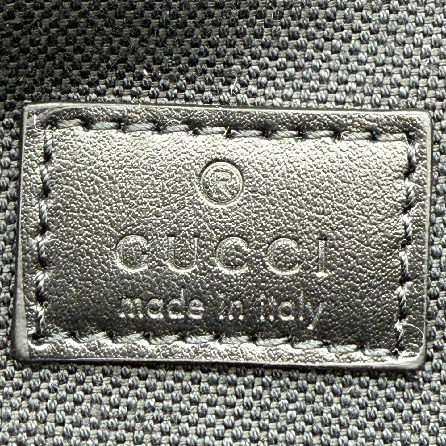 Gucci Mittelgroße GG Marmont Schultertasche Schwarz / neuwertig Gucci