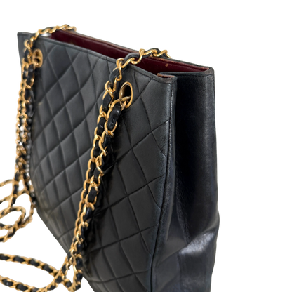 Chanel Matelassé Tote Bag mit Kettenriemen Schwarz / gut Chanel