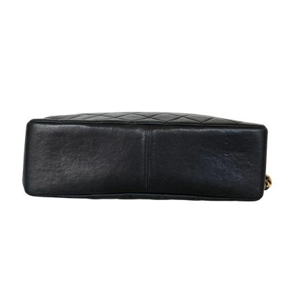 Chanel Matelassé Tote Bag mit Kettenriemen Schwarz / gut Chanel