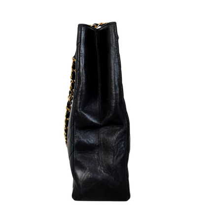 Chanel Matelassé Tote Bag mit Kettenriemen Schwarz / gut Chanel