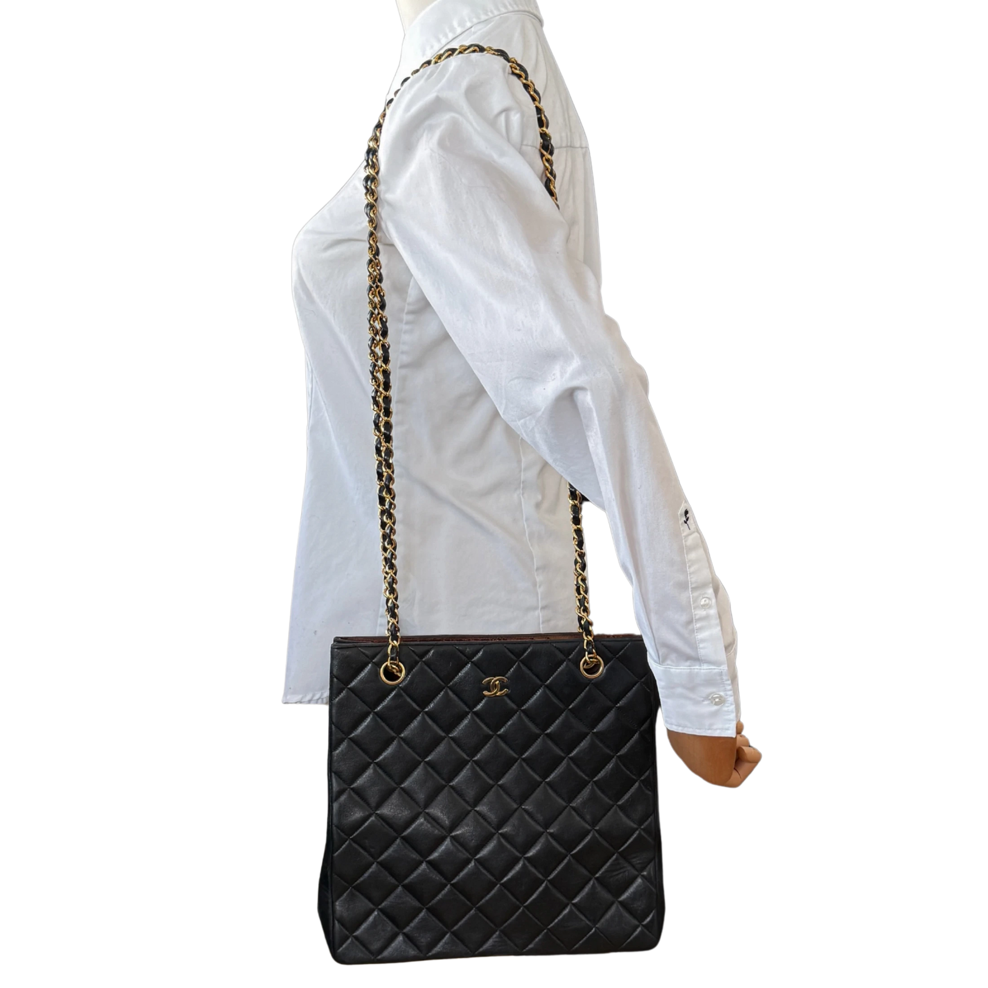 Chanel Matelassé Tote Bag mit Kettenriemen Schwarz / gut Chanel