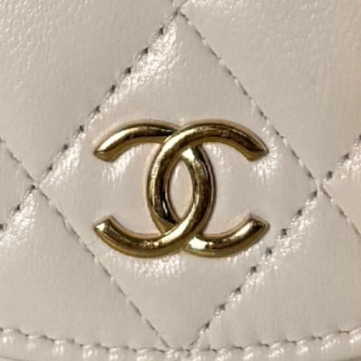 Chanel Mini Flap Bag Weiß / sehr gut Chanel