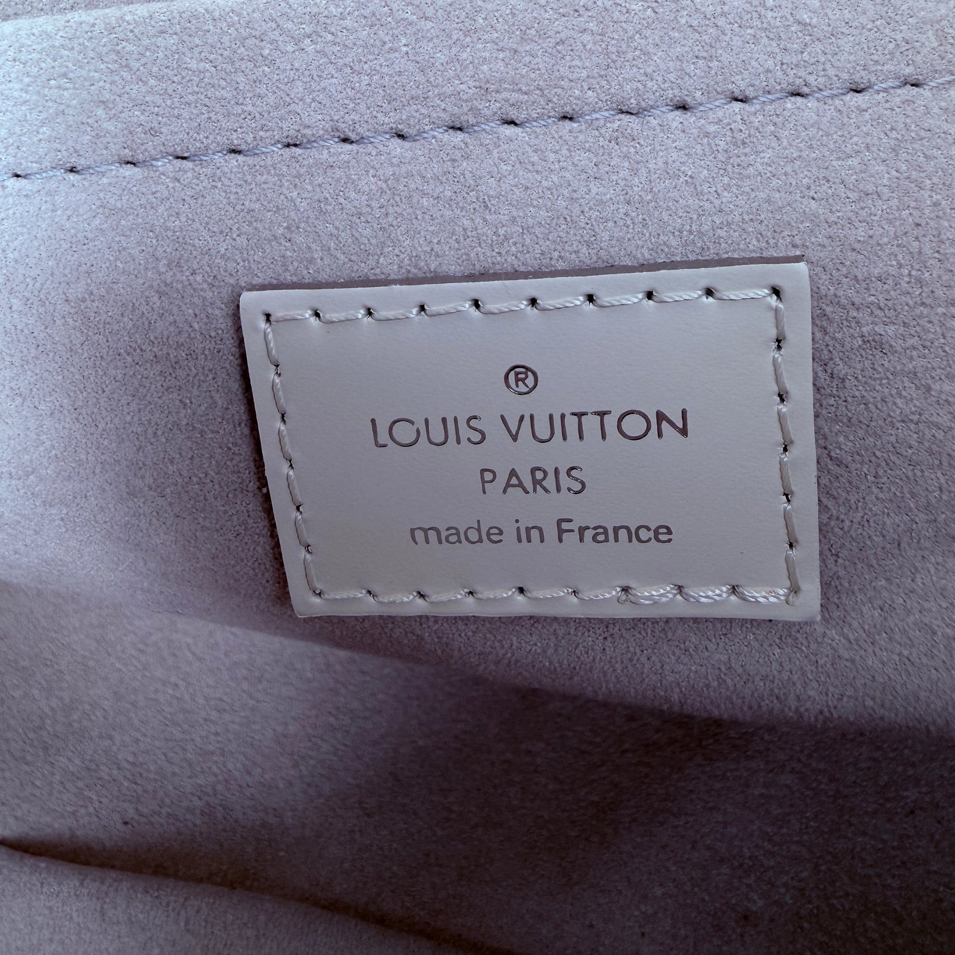 Louis Vuitton Montaigne Clutch Epi Leder creme / neuwertig Louis Vuitton