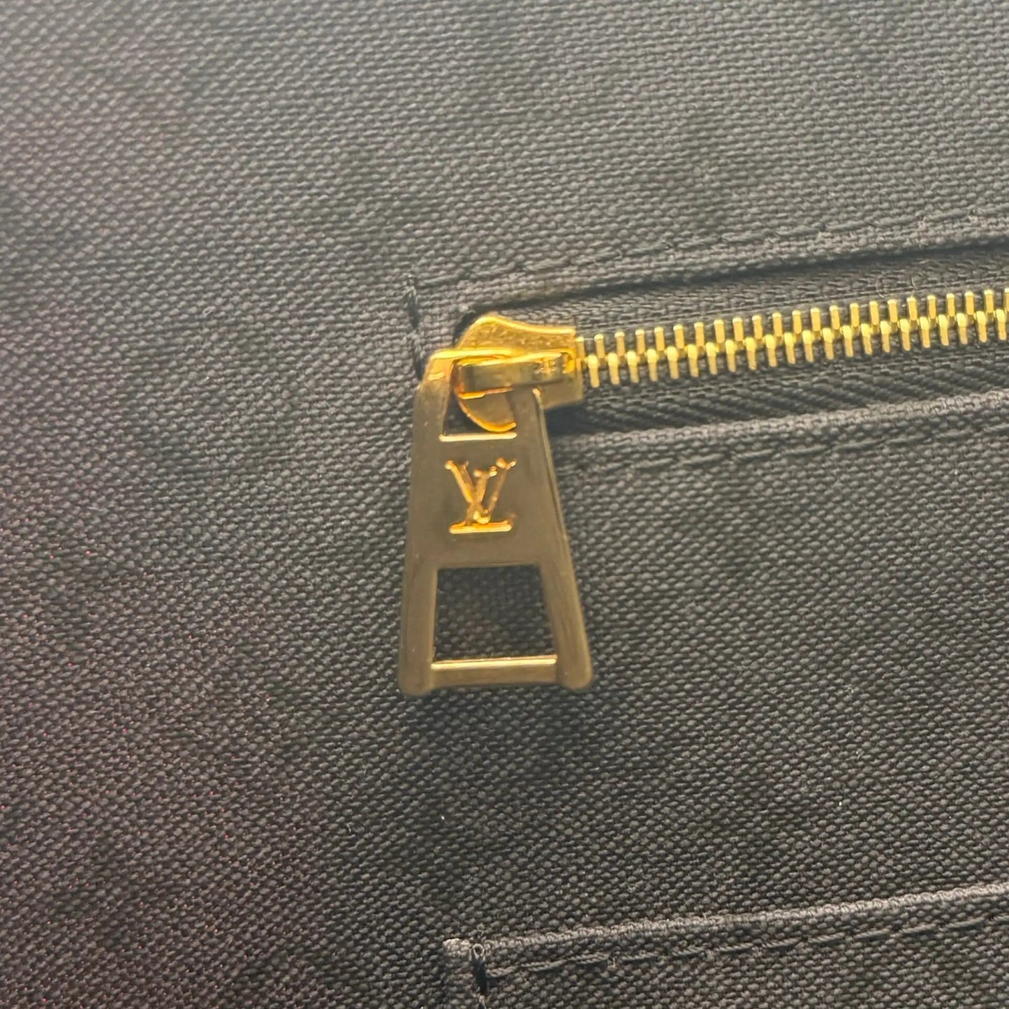 Louis Vuitton Monogram Giant Crafty Onthego GM M45358 Rot / sehr gut Louis Vuitton