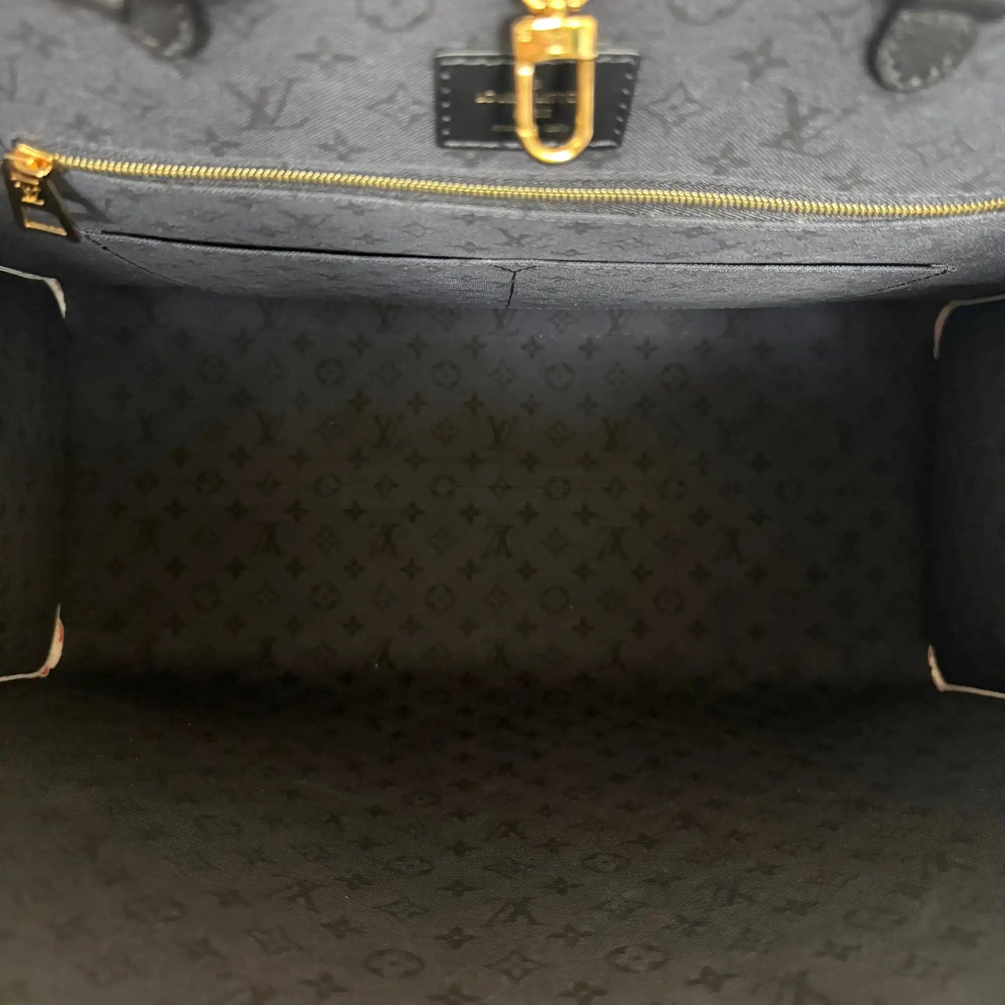 Louis Vuitton Monogram Giant Crafty Onthego GM M45358 Rot / sehr gut Louis Vuitton
