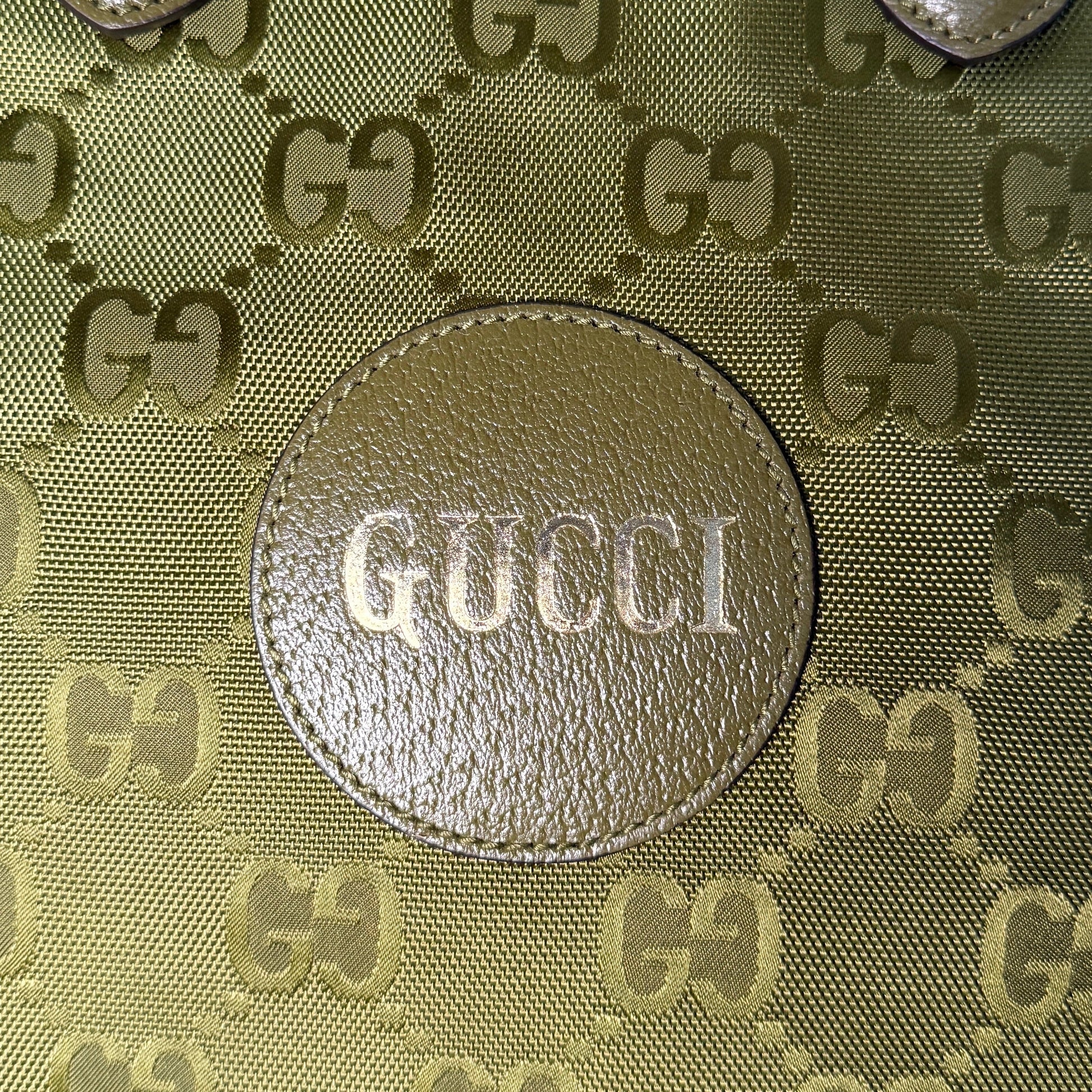 Gucci Off The Grid Tote Bag Grün / sehr gut Gucci