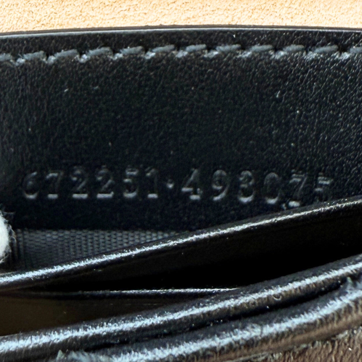 Gucci GG Marmont Phone Crossbody Bag Schwarz / neuwertig Gucci