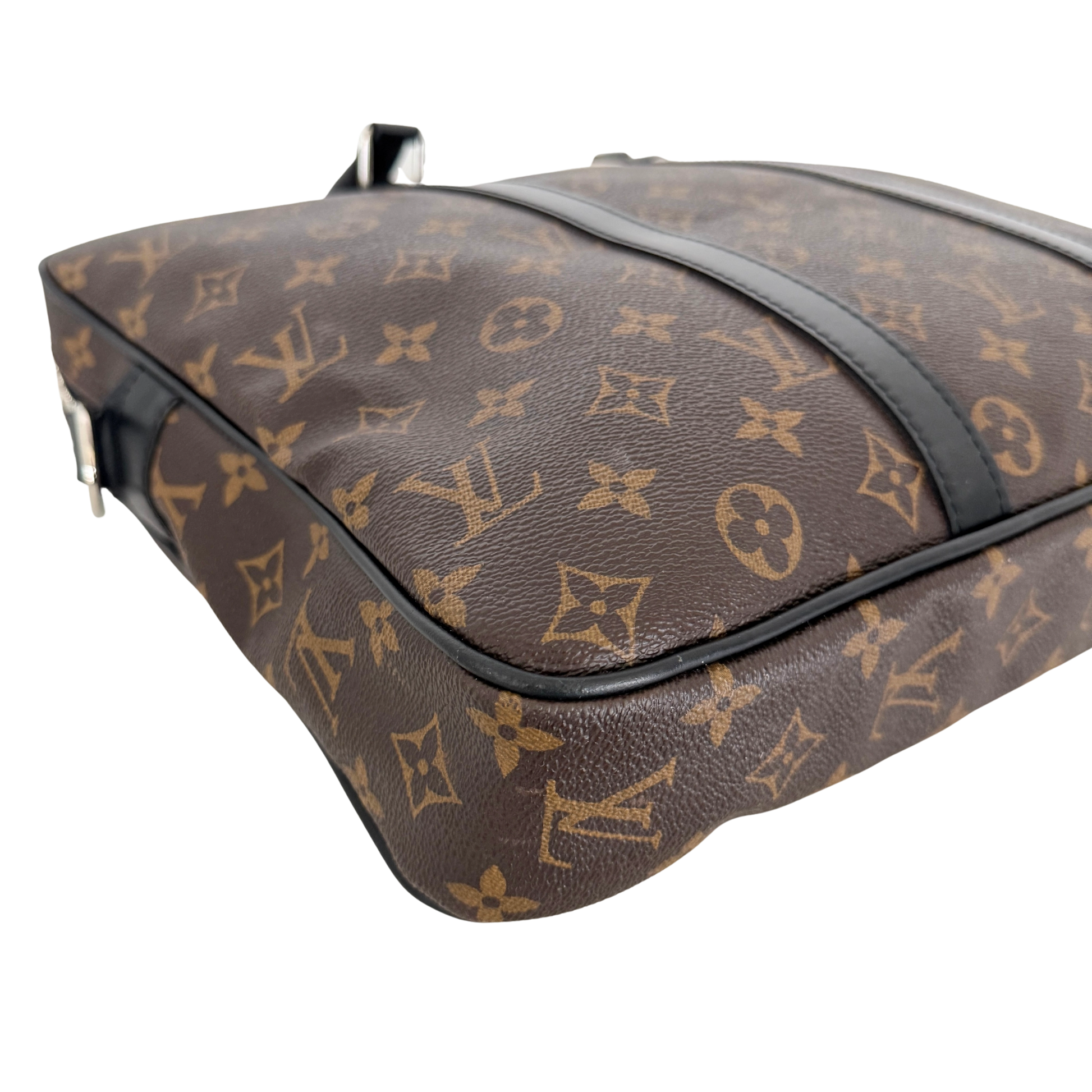 Louis Vuitton Porte Documents Voyage PM M52005 Braun / gut Louis Vuitton