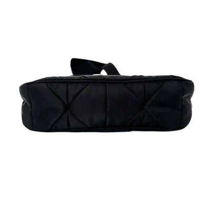 Prada Hobo Tasche Re-Nylon Padded Schultertasche schwarz / neuwertig Prada