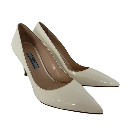 Prada Pumps aus Lackleder weiß Größe 36 1/2 /neuwertig Prada
